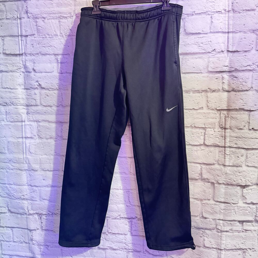 Nike Therma Fit Black Sweat Pants SZ M